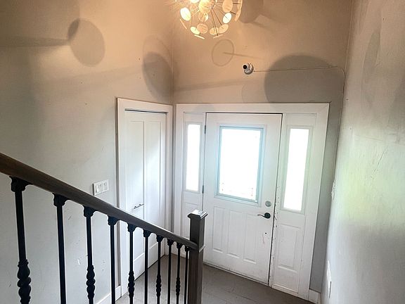 5th image of 357 Martin Rd