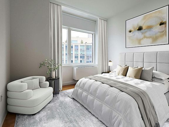 4th image of 405 Main St APT 5R