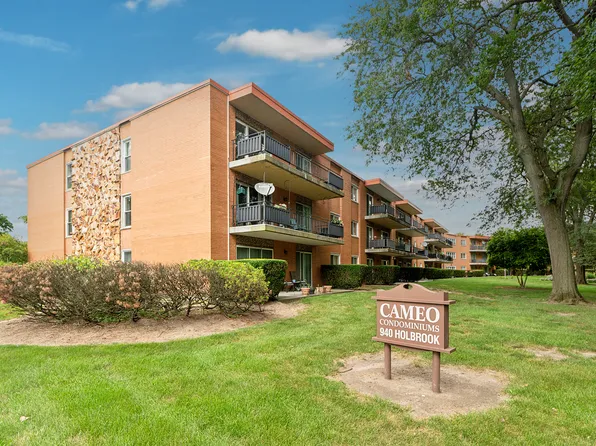 940 Holbrook Rd APT 35C, Homewood, IL 60430