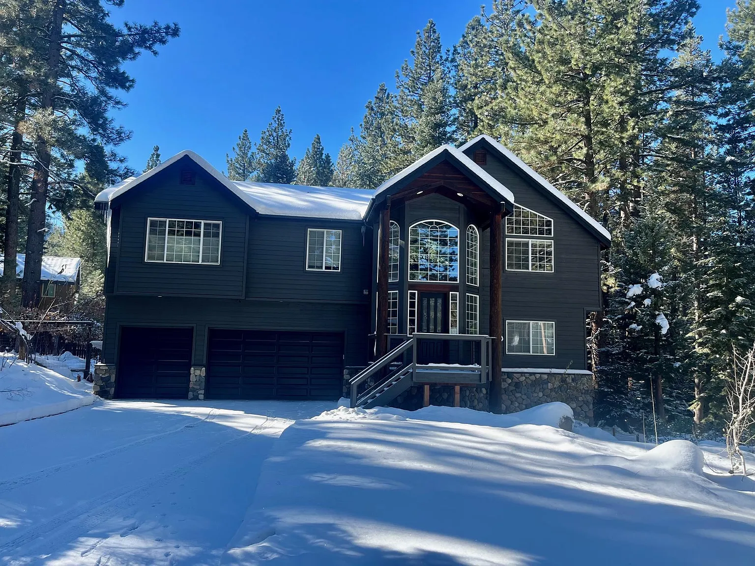 Bella Coola Dr, South Lake Tahoe — Photo 3