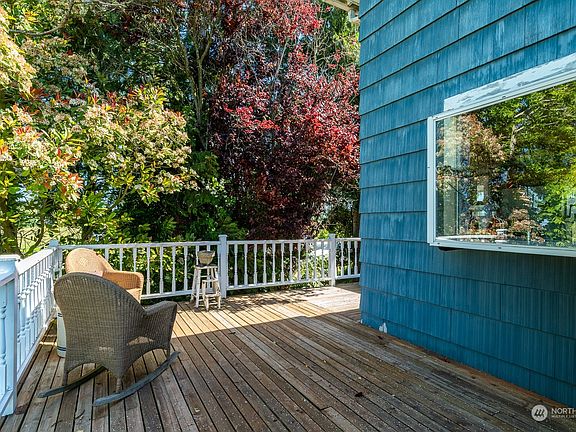 5th image of 26021 95th Avenue NW