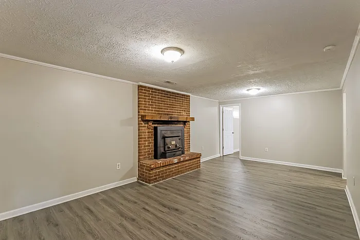 7777 Ravenswood Dr — Photo 8