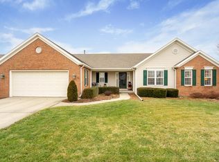 14 Ridgefield Ln, Charleston, IL 61920