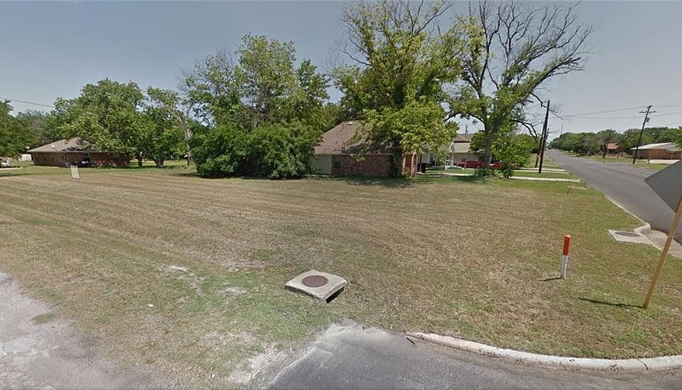 1st image of 508 W Lampasas St