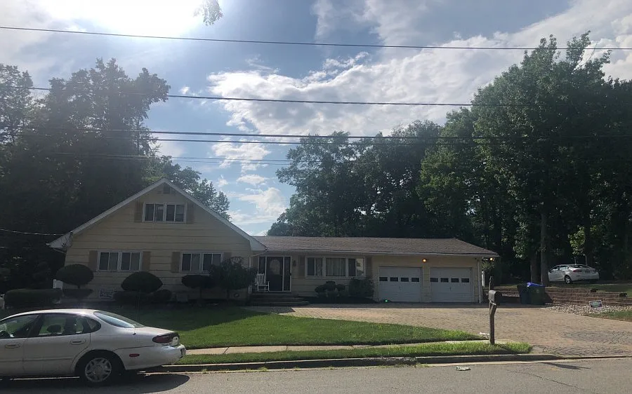 5 Monica Dr photo 1