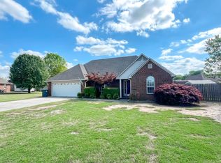2703 Colony St, Searcy, AR 72143