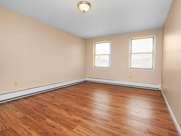 200 Culver Ave #3 — Photo 18