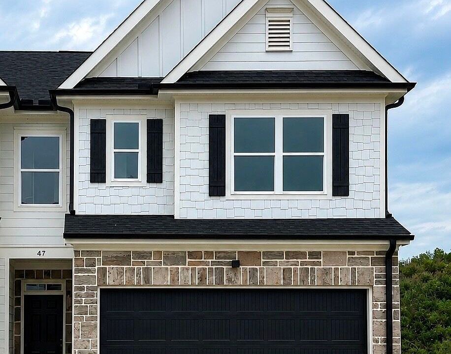 1st image of 47 Crest Dr #8