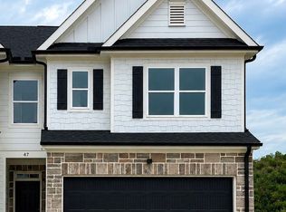 47 Crest Dr #8, Hartwell, GA 30643