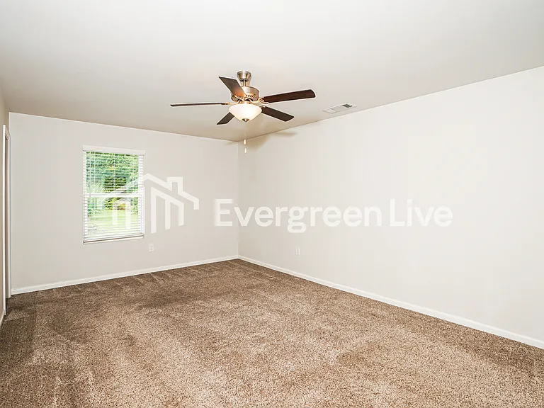 110 Chapleau Ln — Photo 8