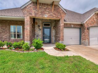 13605 Brampton Way, Yukon, OK 73099