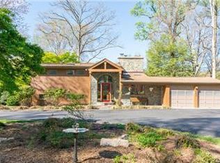 3253 Juniper Ln, Falls Church, VA 22044