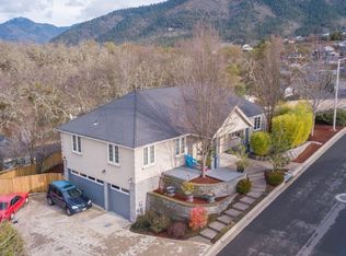 2249 SE Elderberry Ln, Grants Pass, OR