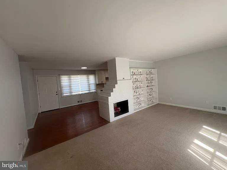 13209 Thornton Dr — Photo 7