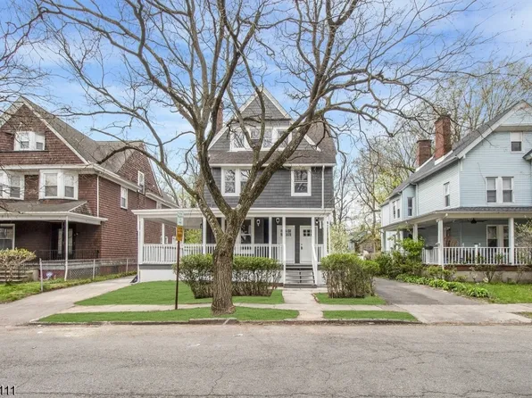 19 State St, East Orange City, NJ 07017