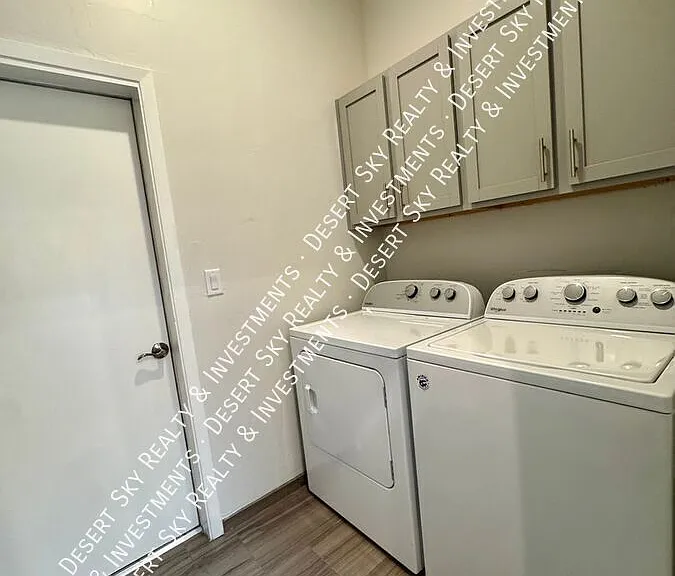 3043 Hillrise Dr — Photo 27