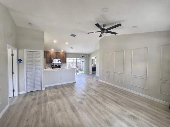 622 Oak St, Boynton Beach, FL 33435
