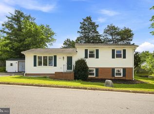 218 Locust Dr, Strasburg, VA 22657