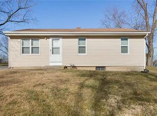 2809 S River Rd, Saint Charles, MO 63303