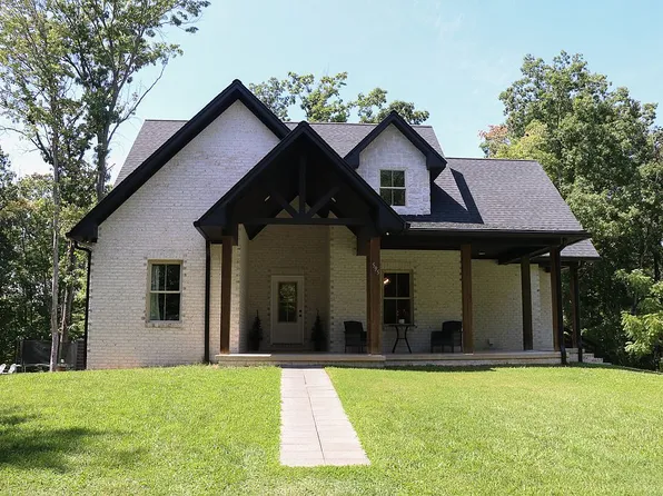 595 Meadowbrook Ln, Rustburg, VA 24588