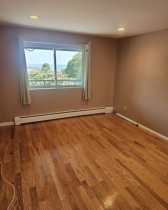 2nd image of 44 Lexington Ave APT 23