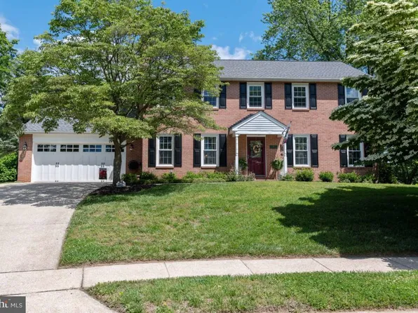 16 Old Spring Ct, Cockeysville, MD 21030