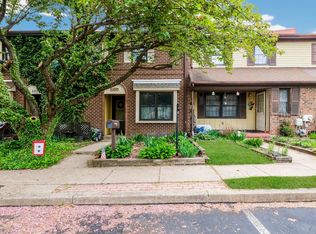 885 Andover Pl, Warminster, PA 18974
