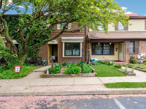 885 Andover Pl, Warminster, PA 18974