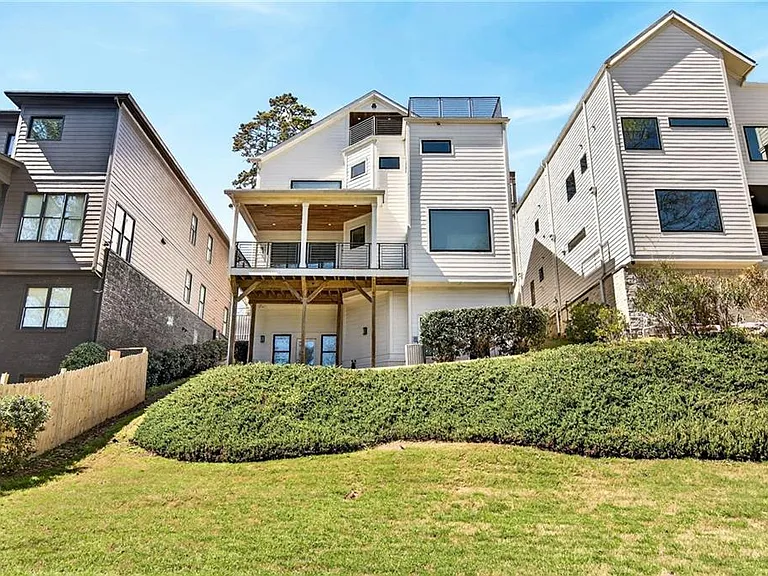 2985 Lookout Pl NE — Photo 38