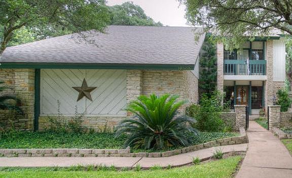 2nd image of 10505 Spicewood Pkwy