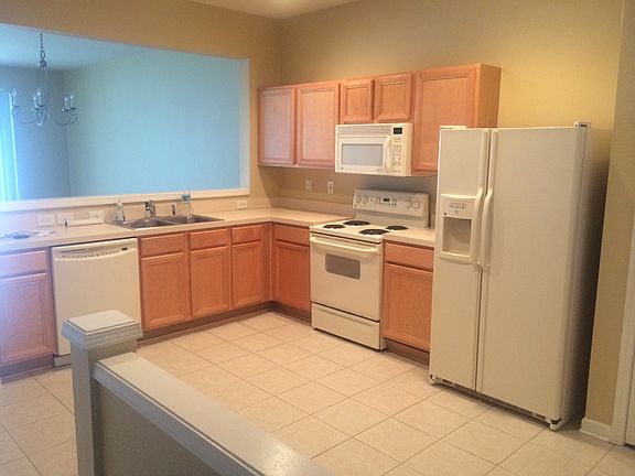 3rd image of 8528 Sandy Beach St