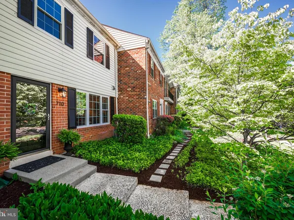 710 College Pkwy #3-710, Rockville, MD 20850