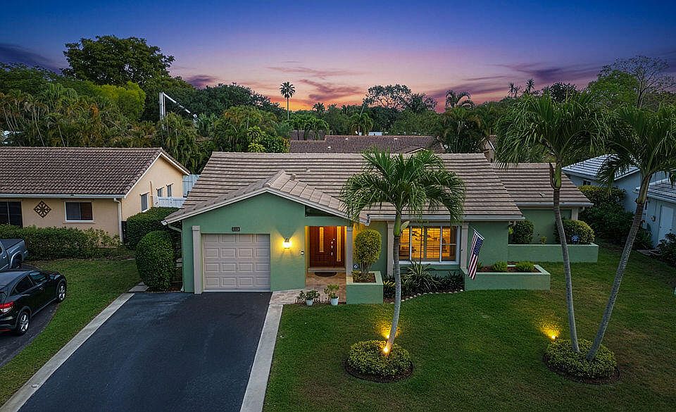 1st image of 2531 NW 98th Way