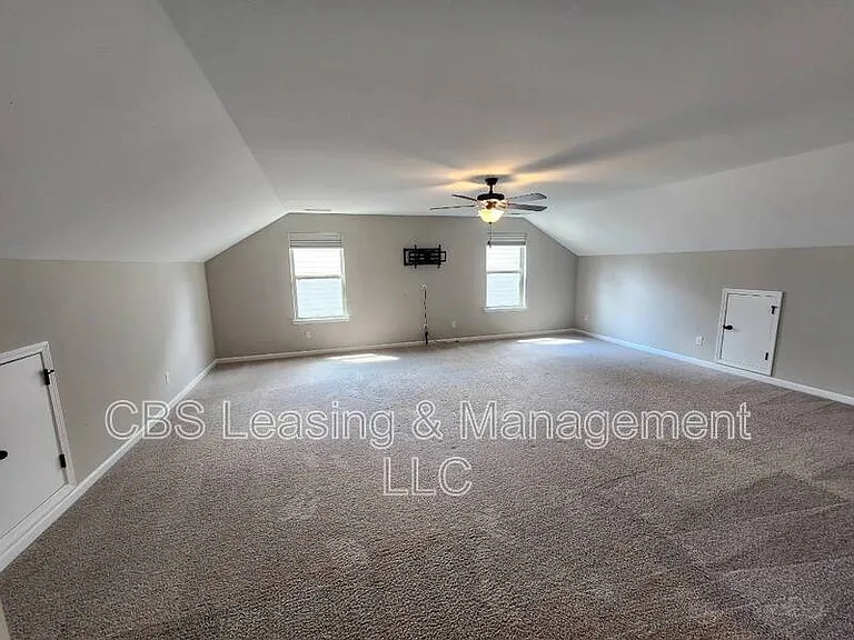 2112 Sequoia Dr — Photo 22