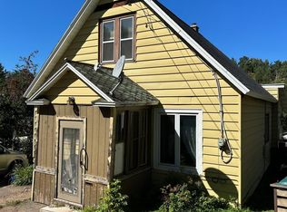 241 Hill St, Ishpeming, MI 49849