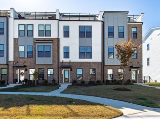 2902 Kempthorne Rd, Cary, NC 27519