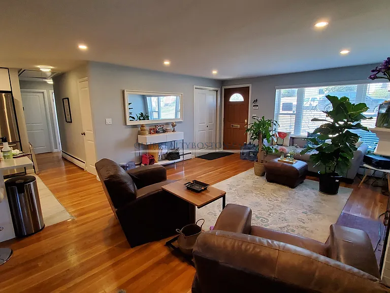 22 Augustus Rd #LR — Photo 44