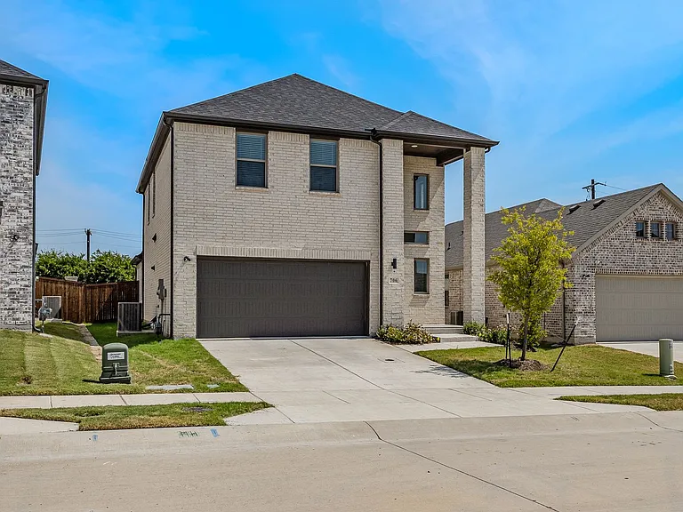706 Melody Hill Dr — Photo 3