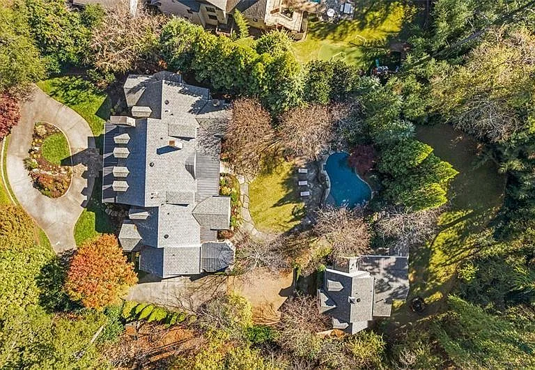 5000 Long Island Dr NW — Photo 5