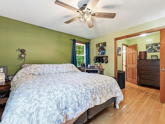 5th image of 77 Old Gilbertville Rd