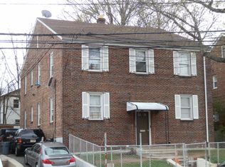 206 Chancellor Ave, Newark, NJ 07112