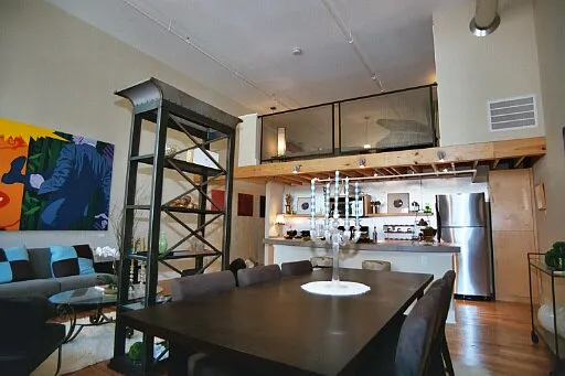 331 W 4th St #10 — Photo 5