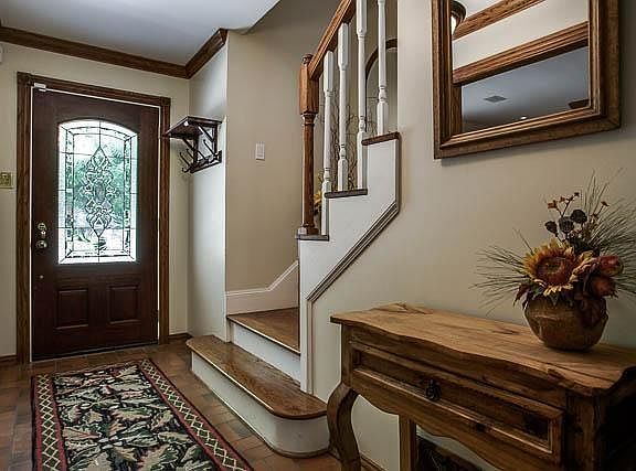 3rd image of 706 Laguna Dr