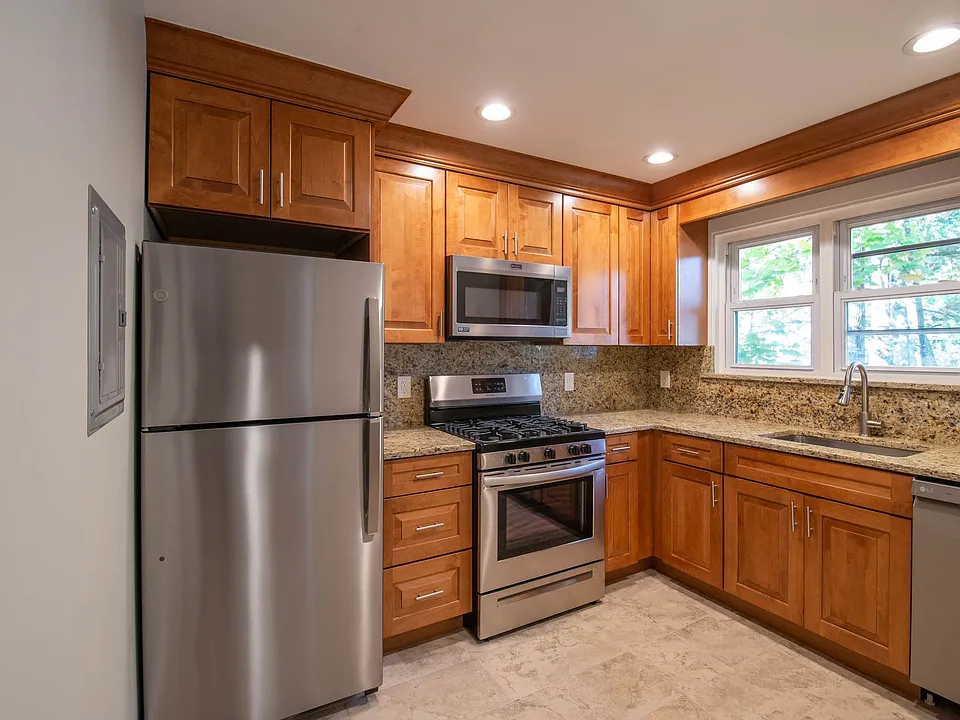658 Valley Road Upper Montclair NJ 07043
