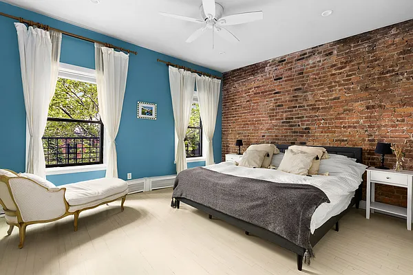 Rented by Compass | media 7