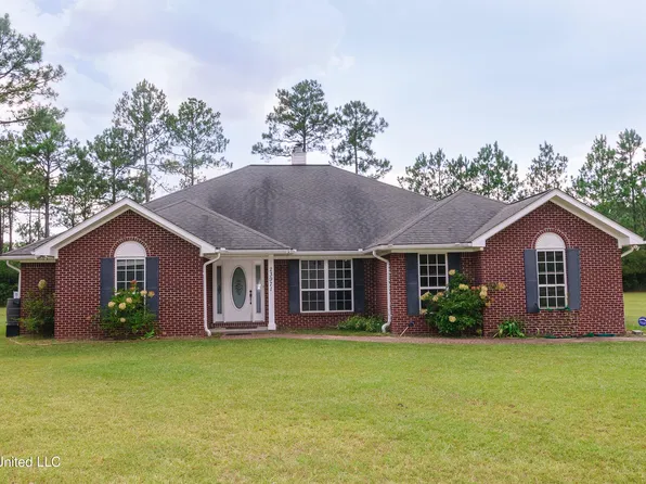 23971 Red Bluff Rd, Moss Point, MS 39562