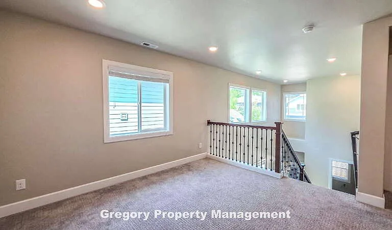 17320 40th Ave SE — Photo 22