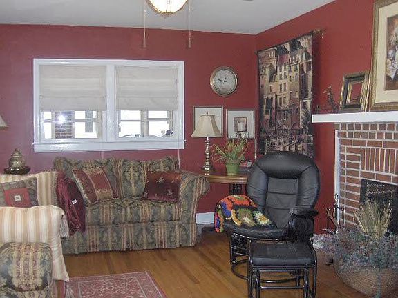 Living Room w/Brick FP