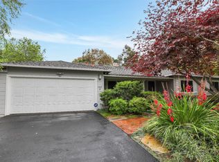 1440 Highland View Ct, Los Altos, CA 94024