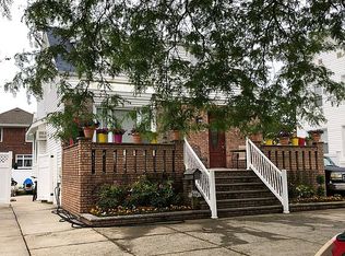 229 Beach 130th St, Far Rockaway, NY 11694